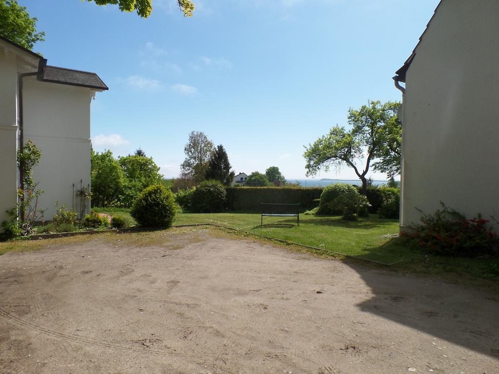Ferienwohnungen Meerblick Herde Goehren  Exterior foto