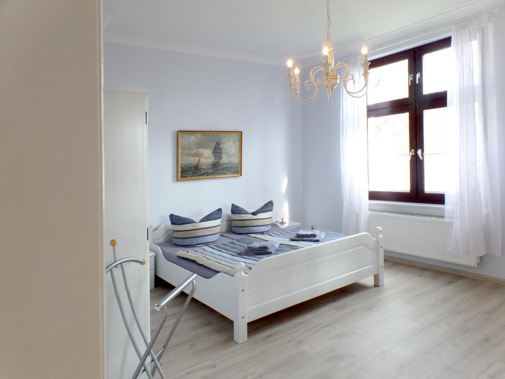 Ferienwohnungen Meerblick Herde Goehren  Exterior foto
